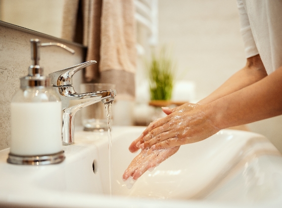 Hygiene in Pflege, Altenheimen, Restaurants, Hotels
