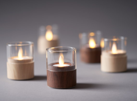 Ou Moving flame LED lights with holders made of wood